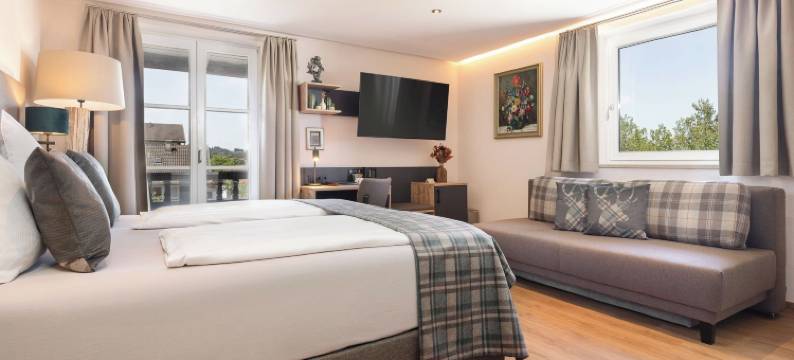 基姆湖斯加洛斯布里克酒店(Hotel Schlossblick Chiemsee)图片