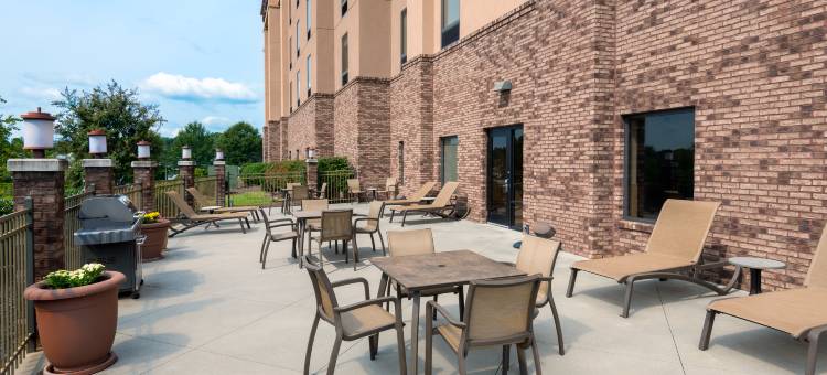 欢朋酒店加温斯顿撒勒姆/大学区(Hampton Inn & Suites Winston-Salem/University Area)图片