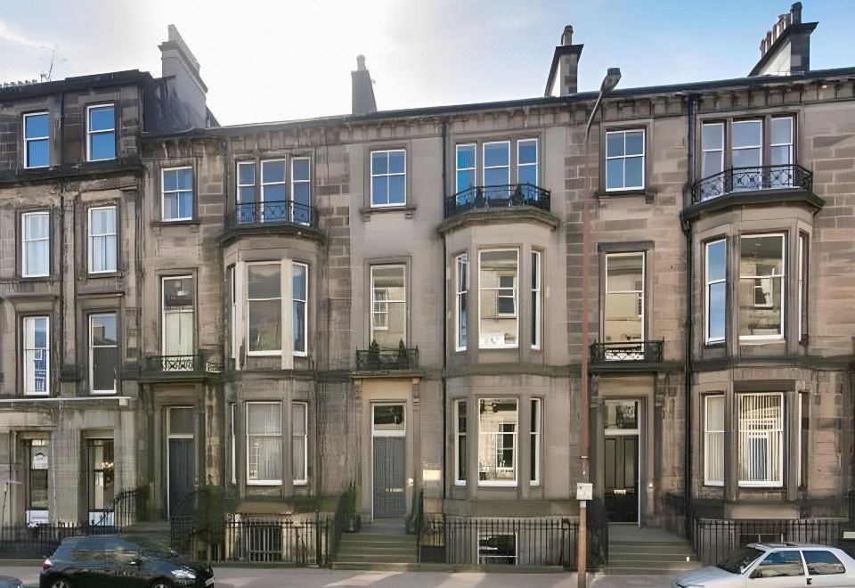 Palmerston Suites Over view