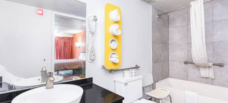 Relax Inn by OYO Columbus OH I 70图片