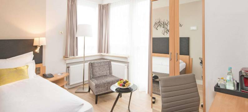 科隆贝尔福街美居酒店(Mercure Hotel Koeln Belfortstrasse)图片