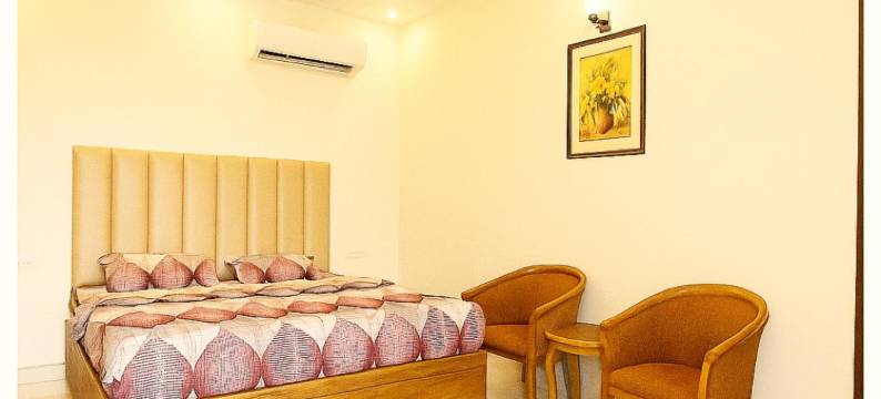 Goroomgo 安贾莉家庭寄宿 德奥里塔尔 北阿坎德邦(Goroomgo Anjali Home Stay (Deoriatal Uttarakhand))图片