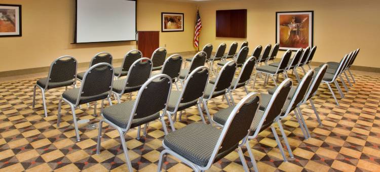 智选假日套房酒店堪萨斯城，正佳(Holiday Inn Express & Suites KANSAS CITY-GRANDVIEW by IHG)图片