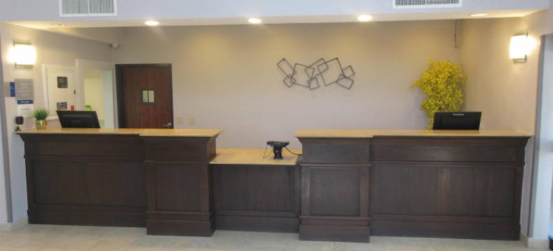 Best Western Champions Forest Inn and Suites图片