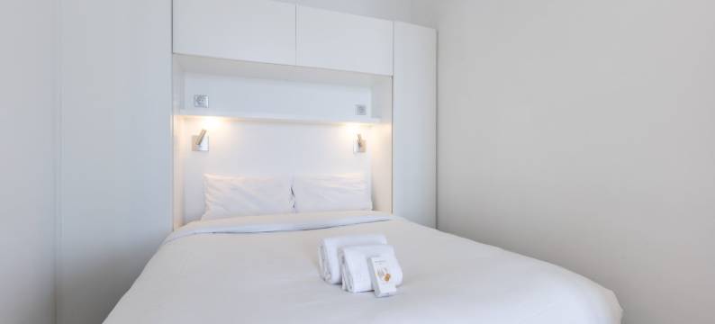Ref 696630 在戛纳(Ref 696630 in Cannes)图片