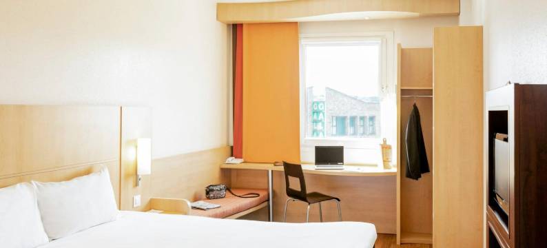 宜必思奥维耶多酒店(Ibis Oviedo)图片