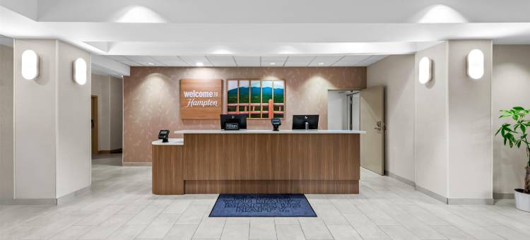 希尔顿欢朋酒店-哈里森(Hampton Inn Harrison)图片