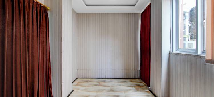 Townhouse Oak 靠近普尔沃萨里车站(Townhouse Oak near Stasiun Purwosari formerly Graha Gentan Solo)图片