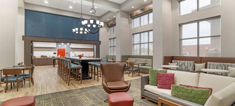 奥古斯塔西欢朋套房旅馆(Hampton Inn & Suites Augusta West)图片