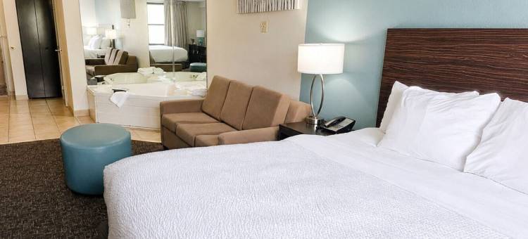 神灵山附近德卢斯套房酒店(Duluth Inn & Suites Near Spirit Mountain)图片
