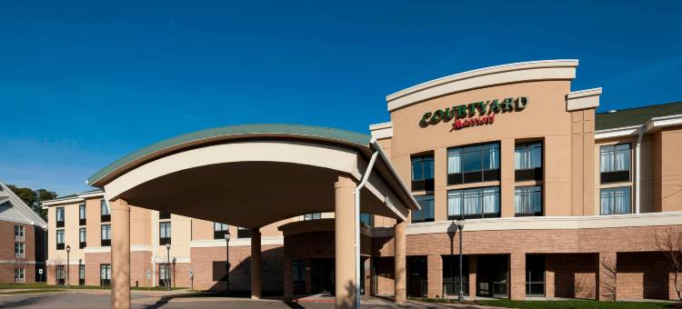 萨福克切萨皮克万怡酒店(Courtyard Suffolk Chesapeake)图片