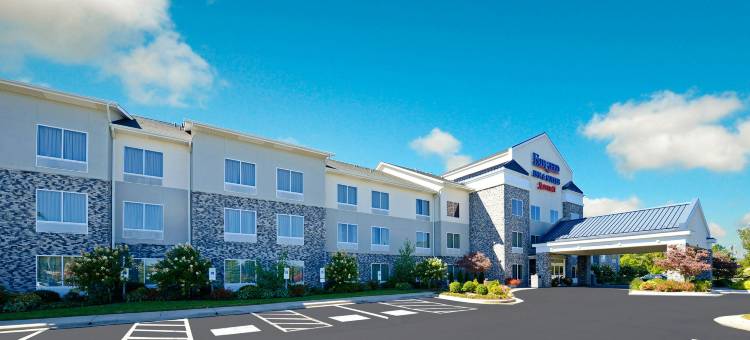 布恩万枫酒店及套房(Fairfield Inn & Suites Boone)图片