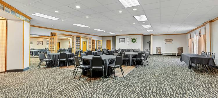 剑桥红屋顶酒店，俄亥俄州(Red Roof Inn Cambridge, OH)图片