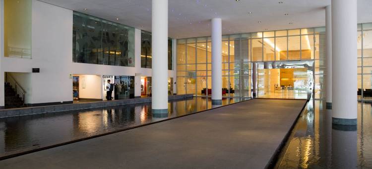 吉隆坡双子塔KLCC Marc(Doorstep to KLCC Kuala Lumpur, Marc)图片