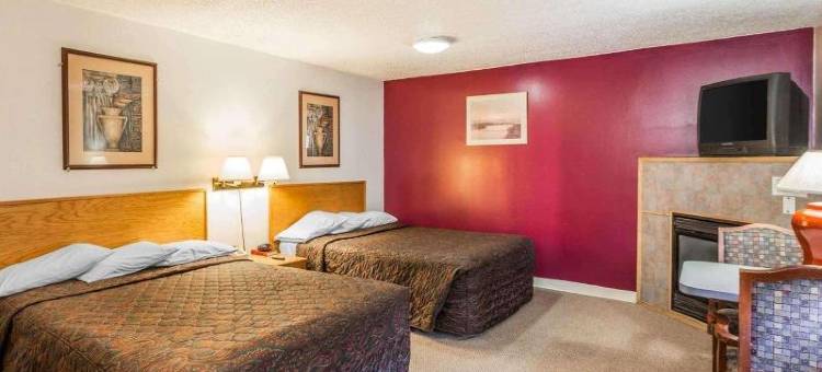 奥玛克 - 奥卡诺根罗德威套房汽车旅馆(Rodeway Inn & Suites Omak - Okanogan)图片