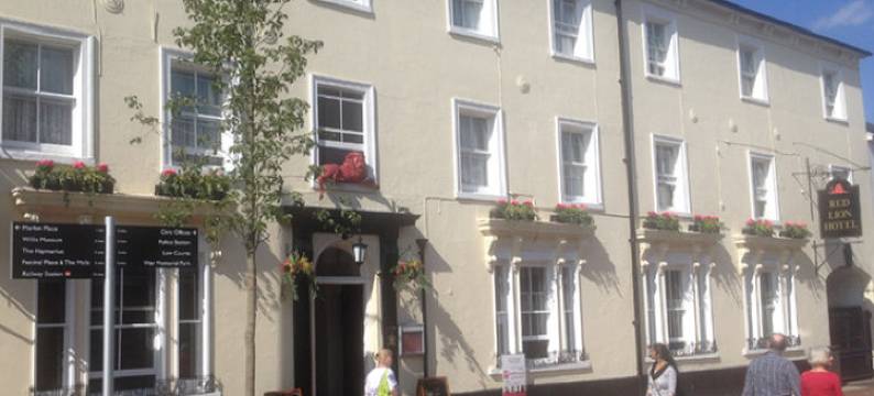 赫里博恩红狮酒店(Red Lion Hotel)图片