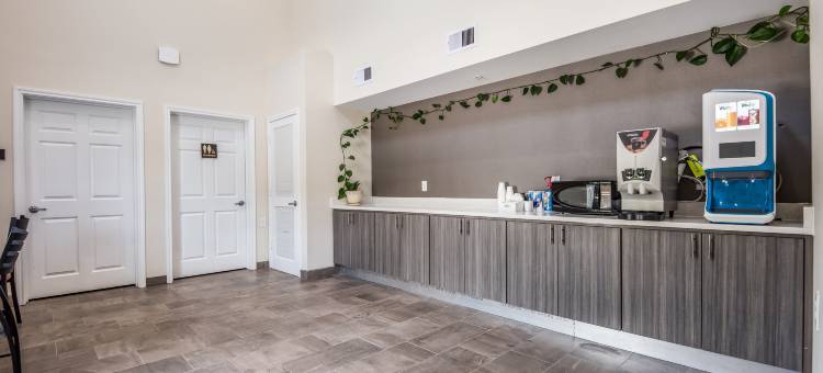 贝敦红顶酒店(Red Roof Inn Baytown)图片