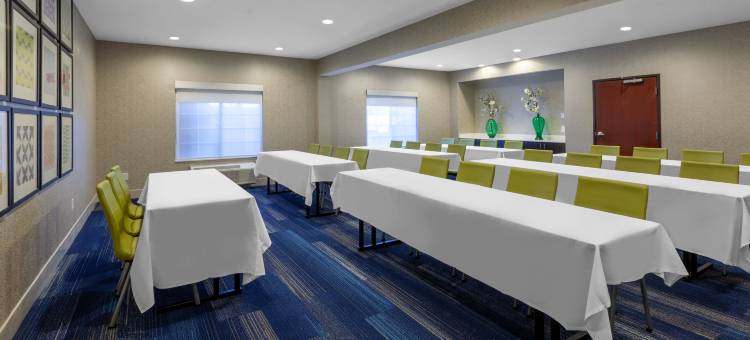 伍德哈文智选假日酒店及套房-洲际酒店集团旗下(Holiday Inn Express & Suites Woodhaven)图片