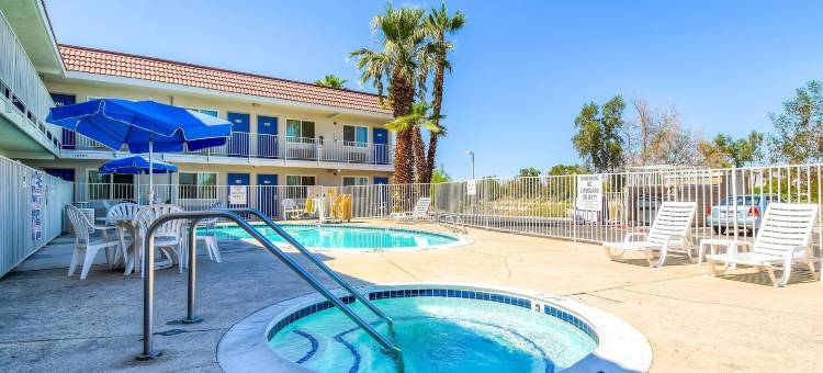 棕榈泉兰乔米拉日6号汽车旅馆(Motel 6 Rancho Mirage, CA - Palm Springs)图片