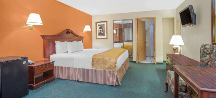 盖洛普红石温德姆戴斯套房酒店(Days Inn & Suites by Wyndham Red Rock-Gallup)图片