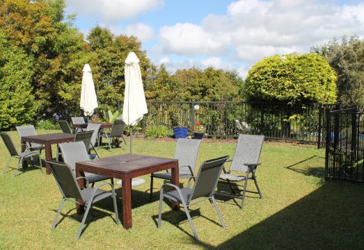 Ash Grove Boutique Motel Hotel Overview