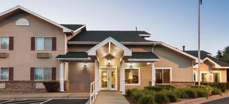 诺斯费尔德丽怡酒店(Country Inn & Suites by Radisson, Northfield, MN)图片