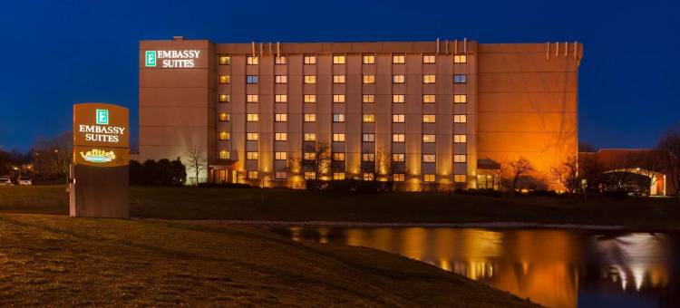 芝加哥绍姆堡伍德菲尔德希尔顿安泊酒店(Embassy Suites by Hilton Chicago Schaumburg Woodfield)图片