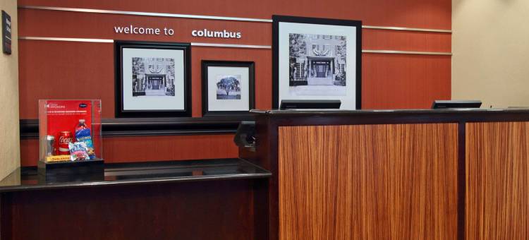 哥伦布国际机场希尔顿欢朋酒店(Hampton Inn Columbus-International Airport)图片