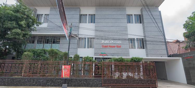 红多兹普拉斯酒店-井里汶市中心(RedDoorz Plus @ Cirebon City Center)图片