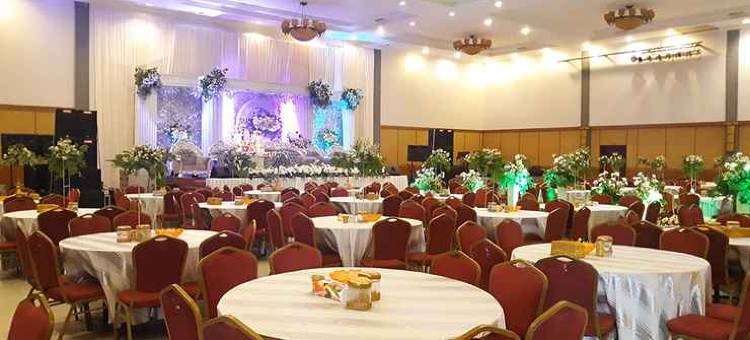 苏祖亚兰套普拉帕特酒店(Suzuya Hotel Rantau Prapat)图片