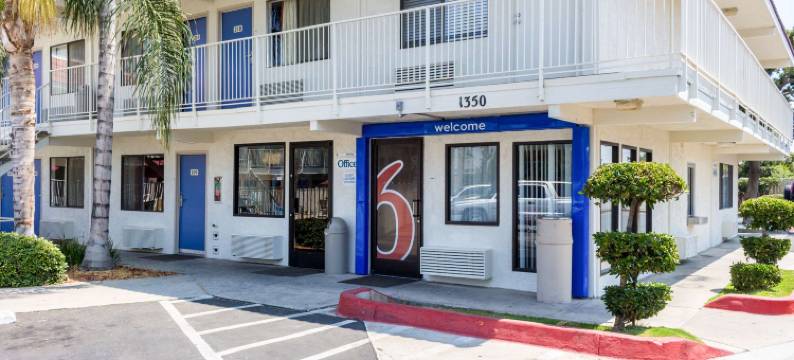 贝克斯菲尔德会议中心6号汽车旅馆(Motel 6 Bakersfield, CA - Convention Center)图片