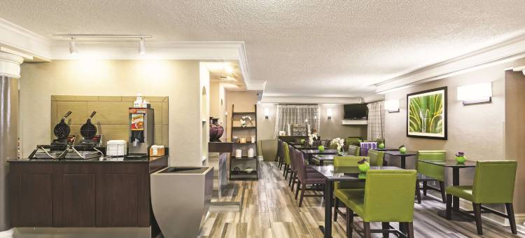 米德兰拉昆塔温德姆酒店(La Quinta Inn by Wyndham Midland)图片