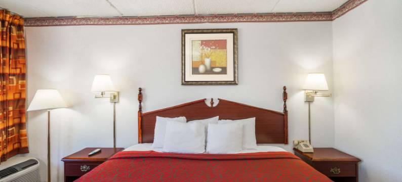 米尔斯飓风戴斯酒店(Days Inn by Wyndham Hurricane Mills)图片