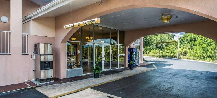 盖恩斯维尔大学区罗德威酒店(Rodeway Inn Gainesville - University Area)图片