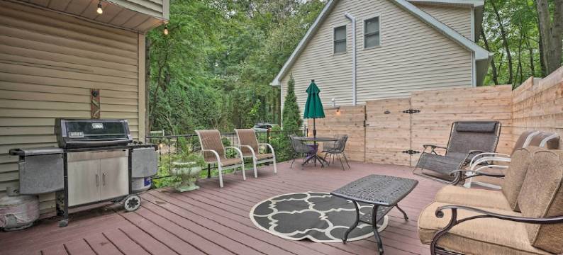 靠近密歇根湖的湖滨逃生地!(Lakeside Escape Steps to Lake Michigan Beach!)图片