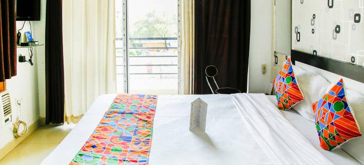 Fabhotel 埃莉诺拉(FabHotel Eleanora Inn New Town)图片