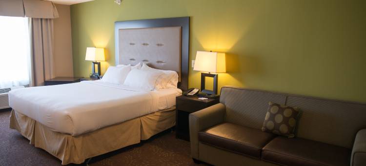 智选假日套房酒店诺斯伍德(Holiday Inn Express & Suites Northwood)图片