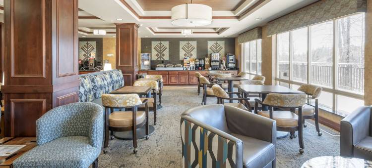 北桑德波因特贝斯特韦斯特优质酒店(Best Western Plus Ponderay Mountain Lodge)图片