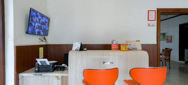 RedDoorz @ Avros Guest House Medan图片