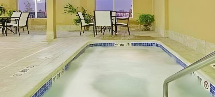 Holiday Inn Express 黑斯廷斯(Holiday Inn Express HASTINGS by IHG)图片
