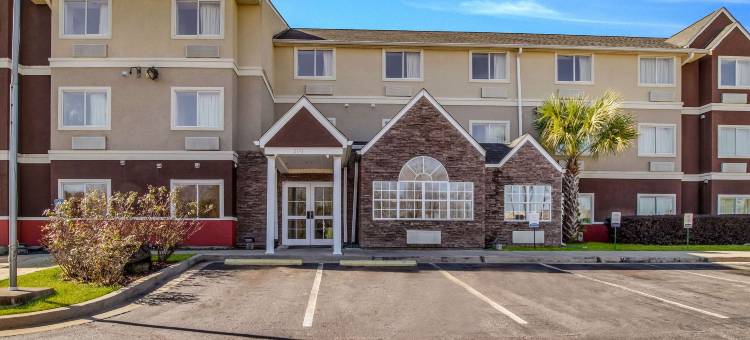 奥古斯塔艾森豪威尔堡地区凯艺套房酒店(Quality Inn & Suites Augusta Fort Eisenhower Area)图片