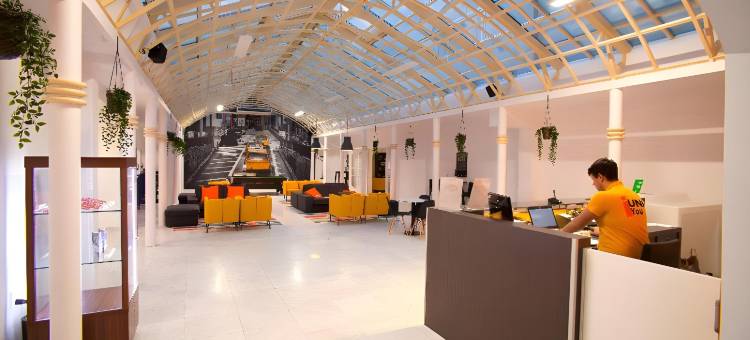 马里博尔UNI民宿酒店(B&B Maribor UNI Hostel)图片