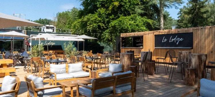 南鲁昂天顶公园世博诺富特酒店(Novotel Rouen Sud Zenith Parc Expo)图片