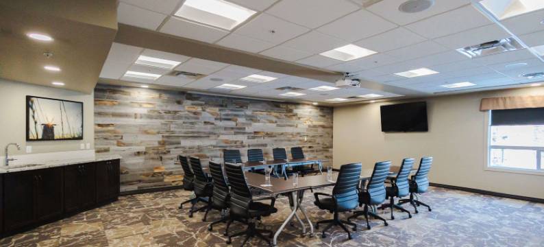 拉孔布贝斯特韦斯特优质套房酒店(Best Western Plus Lacombe Inn  Suites)图片