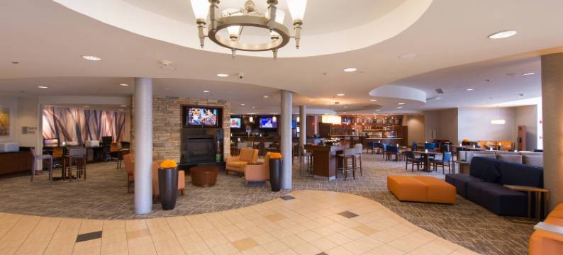 坎顿万怡酒店(Courtyard Canton)图片