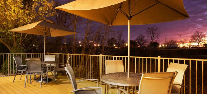 锡达拉皮兹万枫套房酒店(Fairfield Inn & Suites Cedar Rapids North)图片