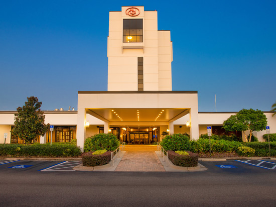坦帕机场西岸希尔顿酒店