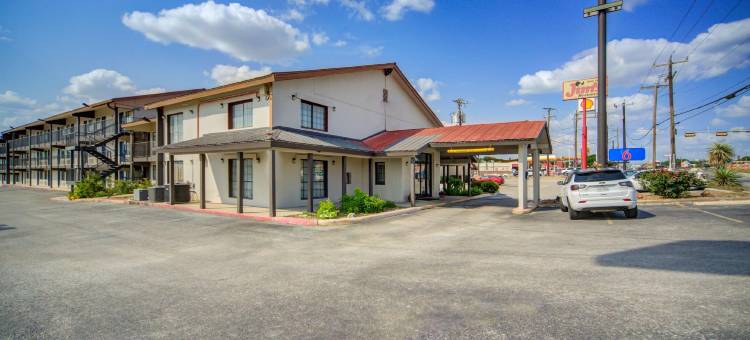 德克萨斯圣安东尼奥 - I-35 北走廊 6 号汽车旅馆(Motel 6 San Antonio, TX – I-35 North Corridor)图片