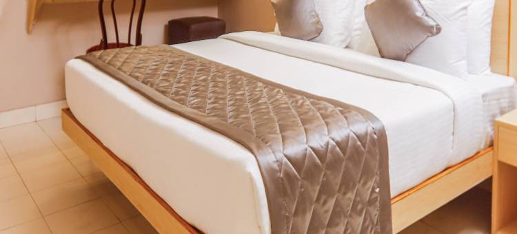 维纳亚加蒂鲁珀酒店(Hotel Vinayaga Tirupur)图片