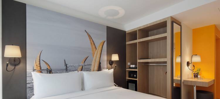 Ikonik 米拉弗洛雷斯的图标(Ikonik Miraflores)图片